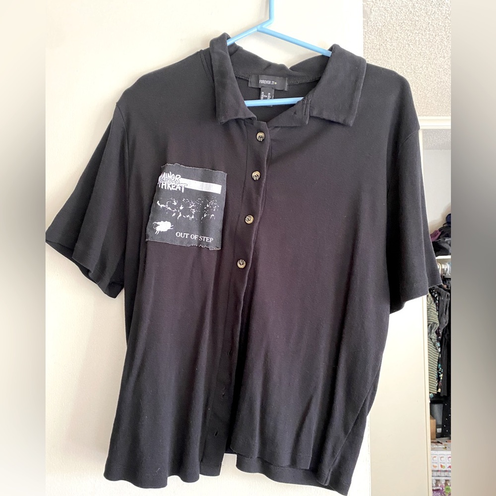 Minor threat patched tee